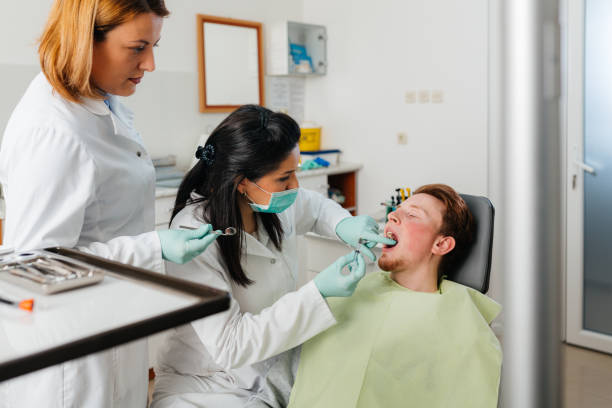 Best Dentist for Tooth Abscess  in Maricopa, AZ